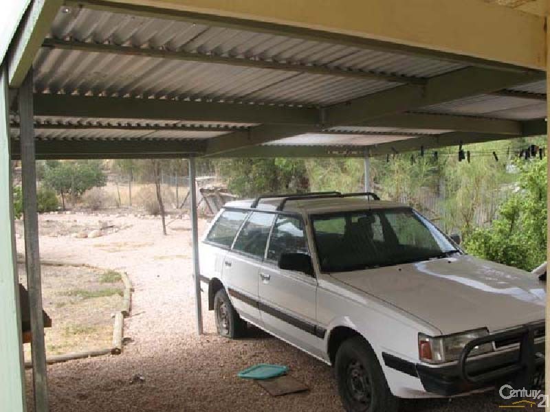 66 Verco St, Moonta Mines SA 5558