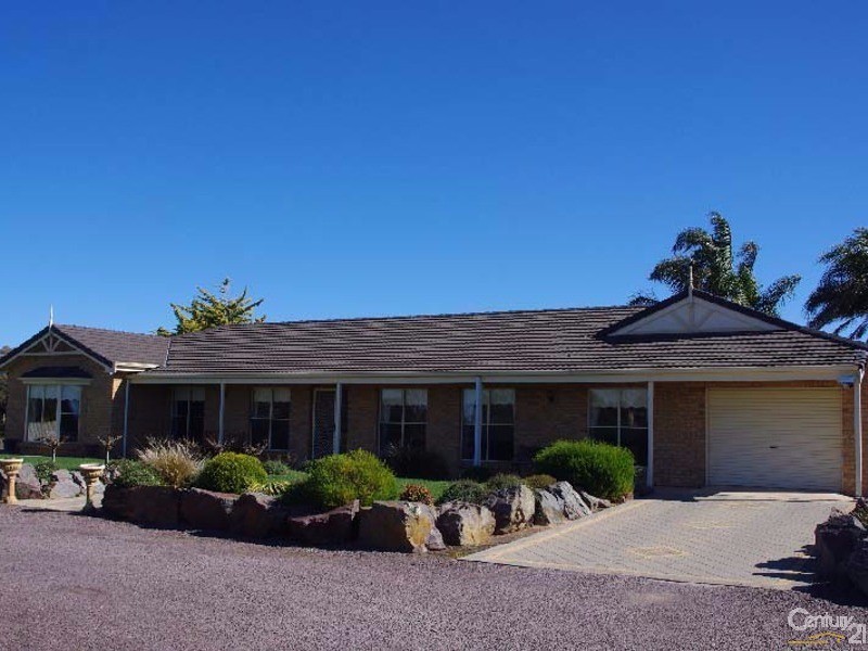 3 Old Wallaroo Road, Moonta Bay SA 5558