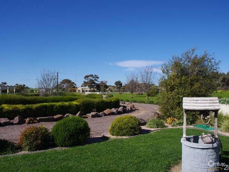 3 Old Wallaroo Road, Moonta Bay SA 5558
