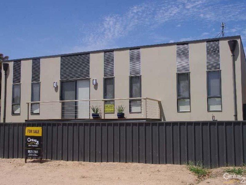20 Gulf Street, Moonta Bay SA 5558