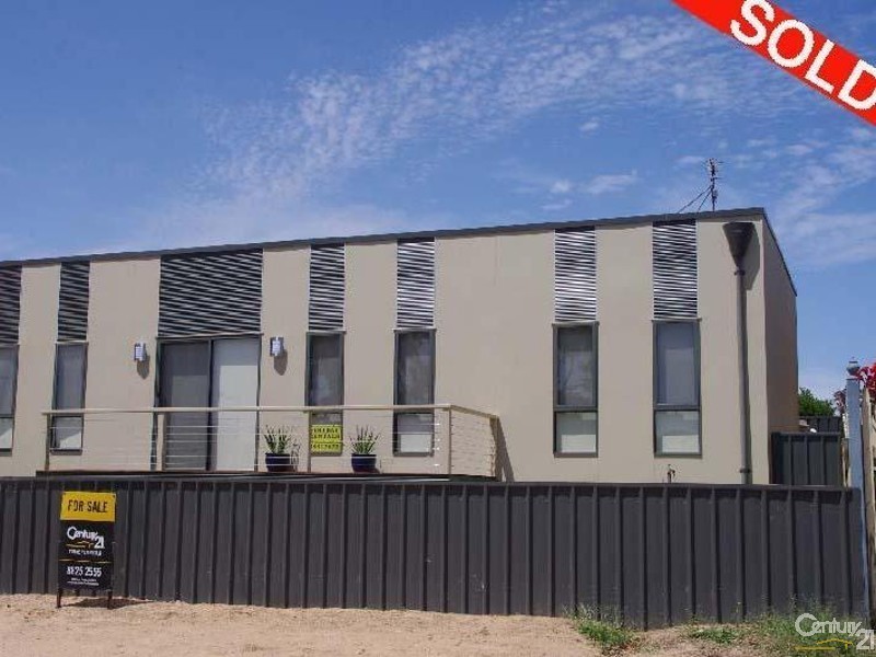 20 Gulf Street, Moonta Bay SA 5558