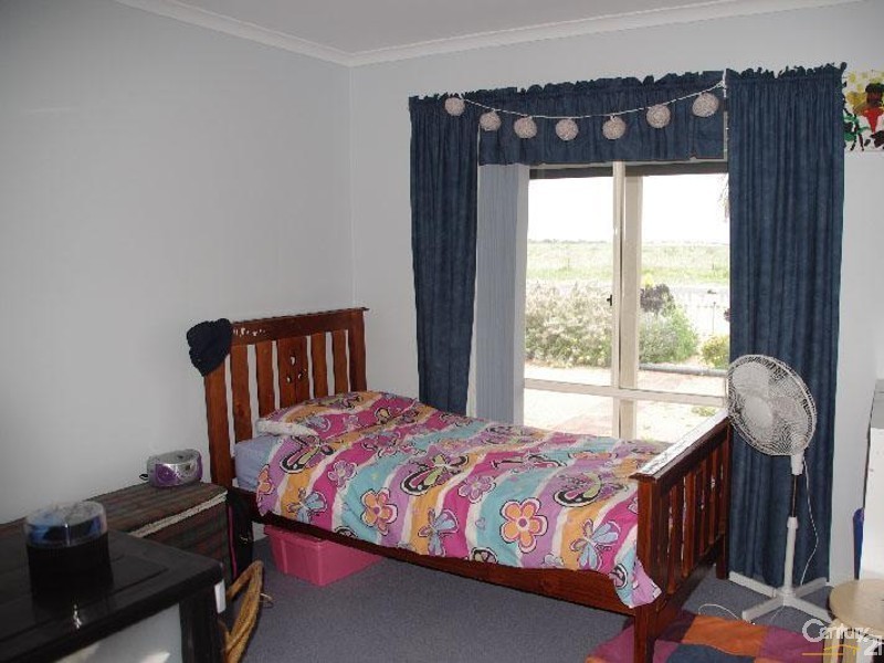 10 Haylock Road, Moonta Bay SA 5558