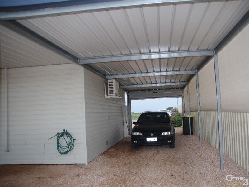 10 Haylock Road, Moonta Bay SA 5558