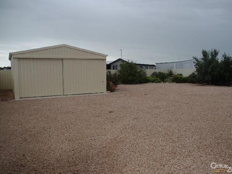 10 Haylock Road, Moonta Bay SA 5558