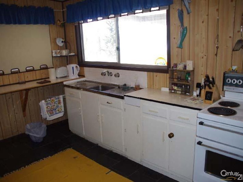 34 Emerson Street, Port Hughes SA 5558