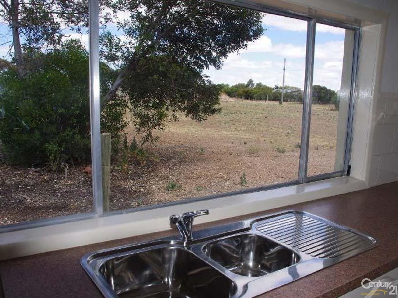 42 Moonta-Agery Road, Moonta SA 5558