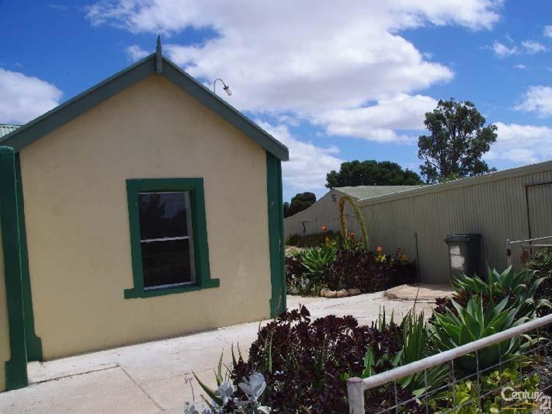 42 Moonta-Agery Road, Moonta SA 5558