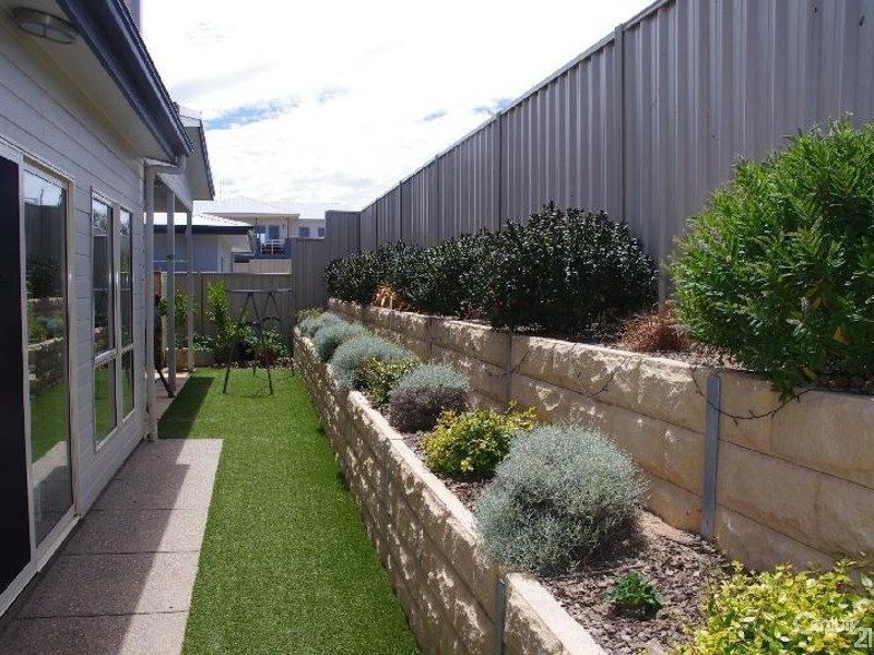 3 Ambrose Crescent, Port Hughes SA 5558