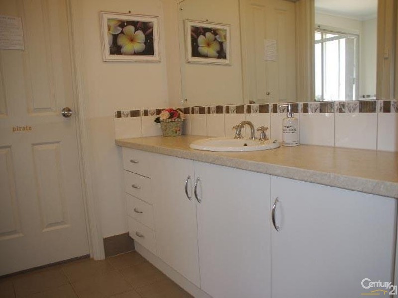 38 Westside Avenue, Moonta Bay SA 5558