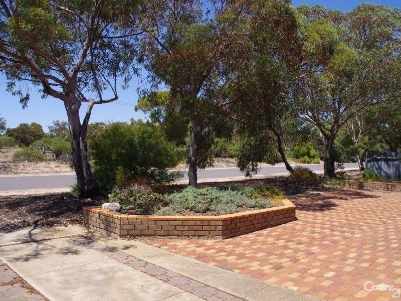 10 Kitto Road, Moonta Bay SA 5558