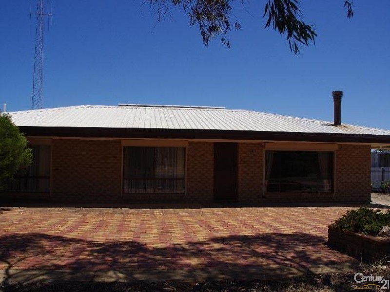 10 Kitto Road, Moonta Bay SA 5558