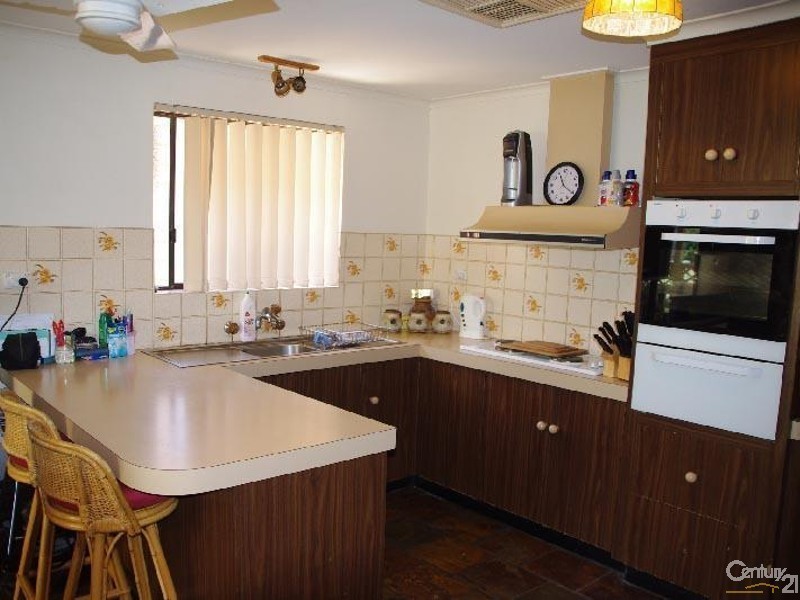 5 Bartlett Street, Moonta Bay SA 5558