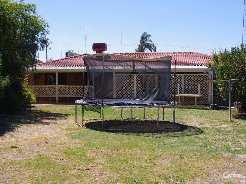 5 Bartlett Street, Moonta Bay SA 5558