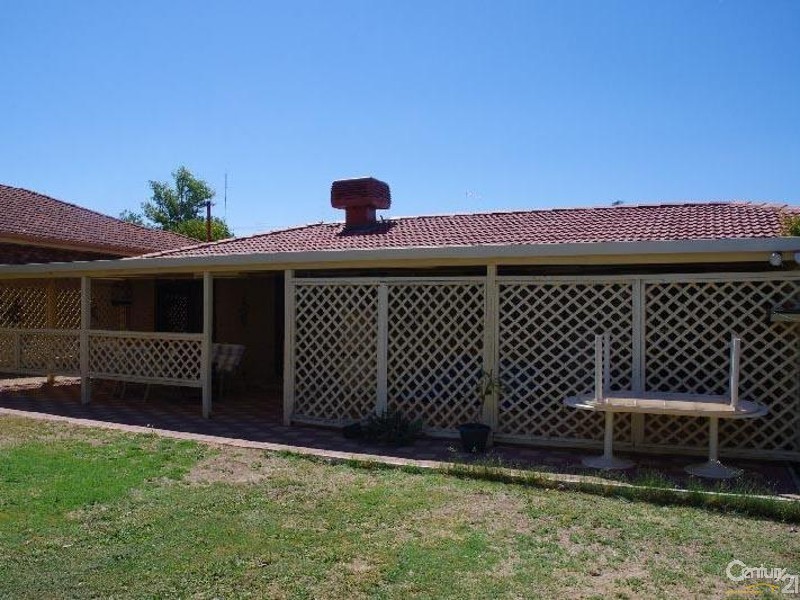 5 Bartlett Street, Moonta Bay SA 5558