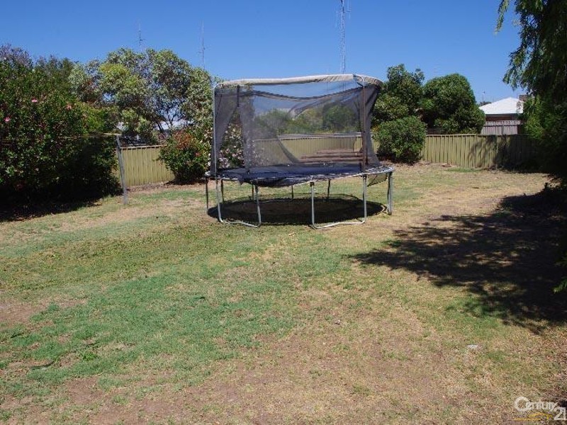 5 Bartlett Street, Moonta Bay SA 5558