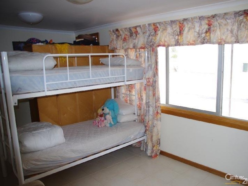 63 Cambridge Street, Moonta Bay SA 5558