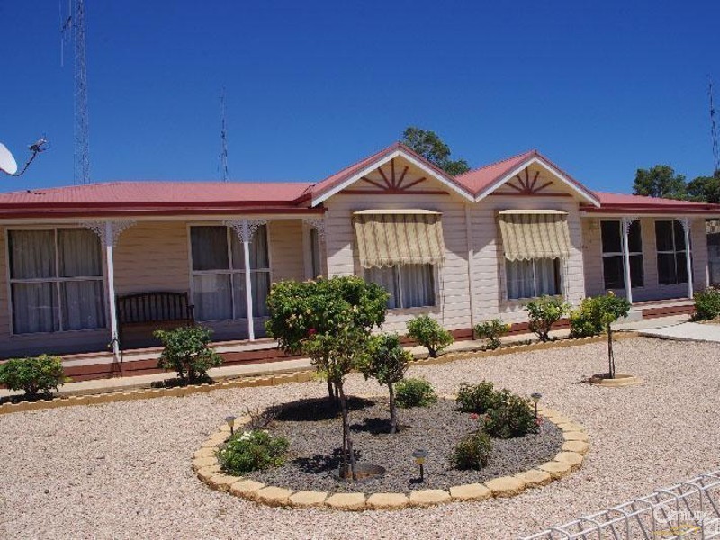 17 Coast Road, Moonta Bay SA 5558