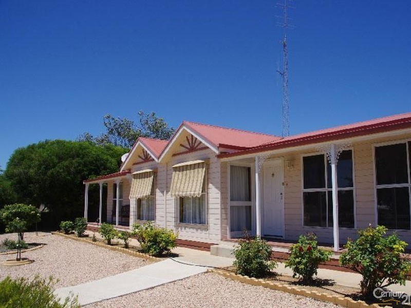 17 Coast Road, Moonta Bay SA 5558