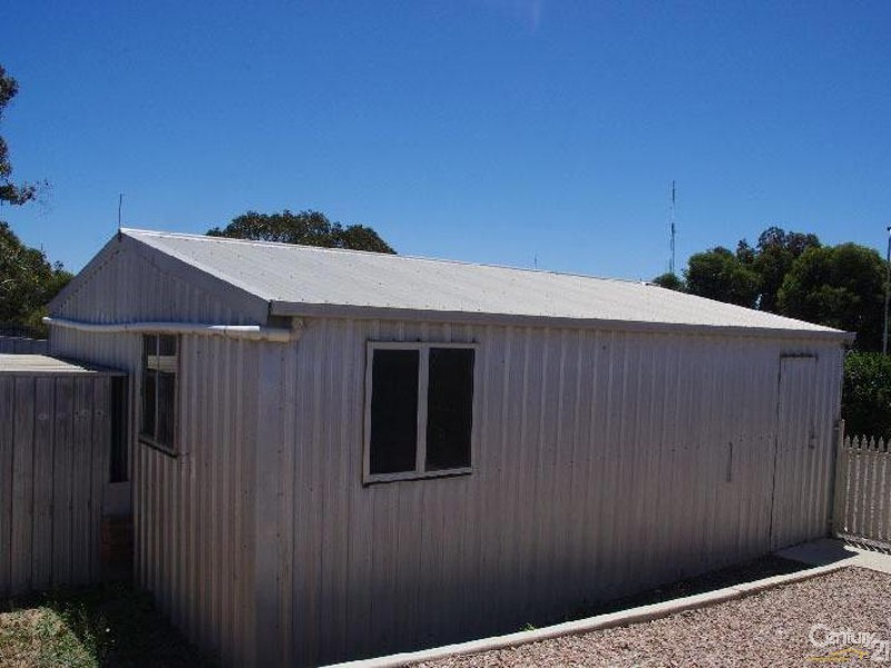 17 Coast Road, Moonta Bay SA 5558