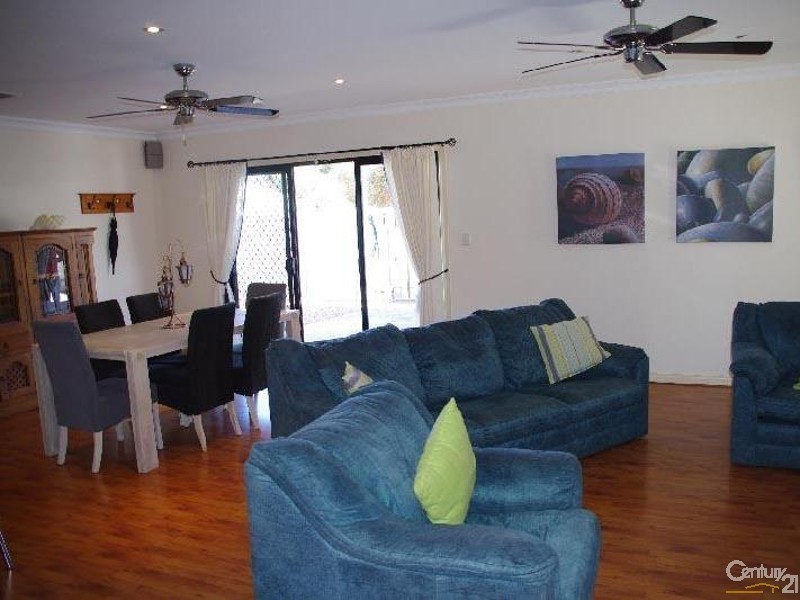 9 Moontana Avenue, Moonta Bay SA 5558