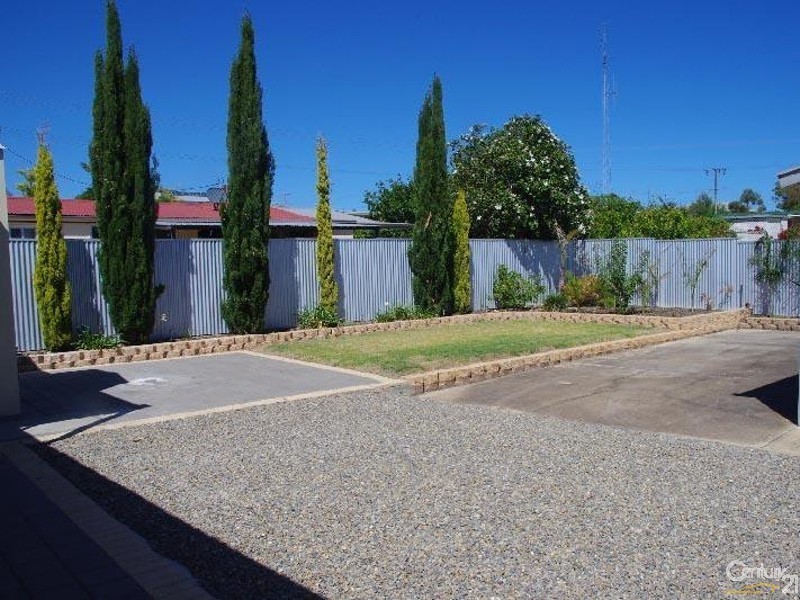 9 Moontana Avenue, Moonta Bay SA 5558