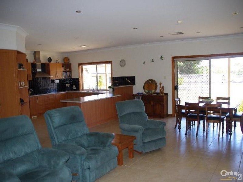 53 Moonta Road, Moonta Bay SA 5558