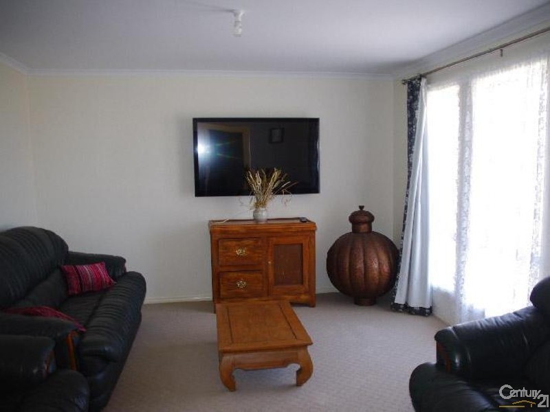 6 Keen Street, Moonta Bay SA 5558
