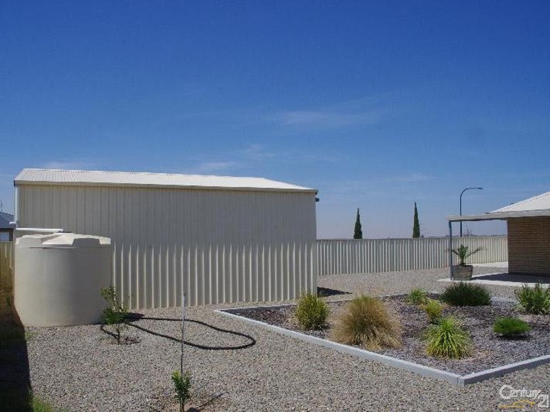 6 Keen Street, Moonta Bay SA 5558