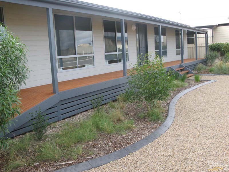 5 Loller Street, Moonta Bay SA 5558