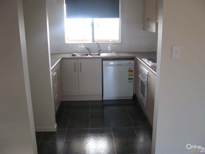 5 Loller Street, Moonta Bay SA 5558