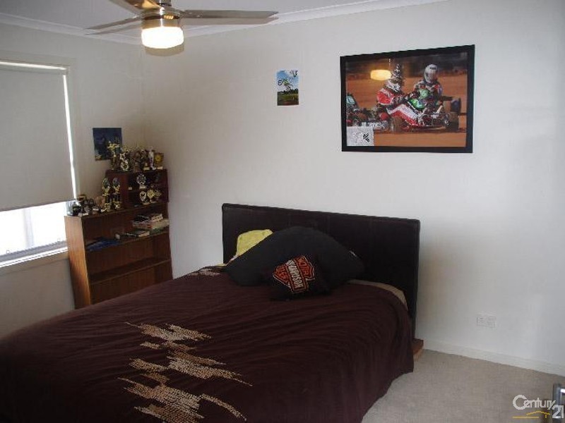 9 Hazel Street, Moonta Bay SA 5558