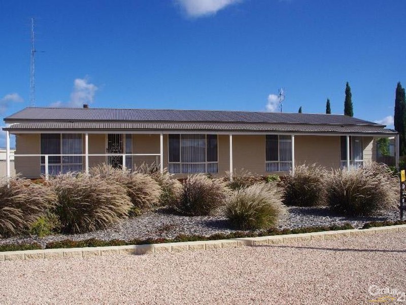 8 Hollis Court, Moonta Bay SA 5558