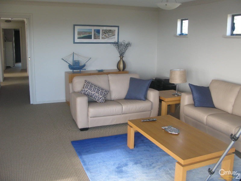 4 Cambridge Street, Moonta Bay SA 5558