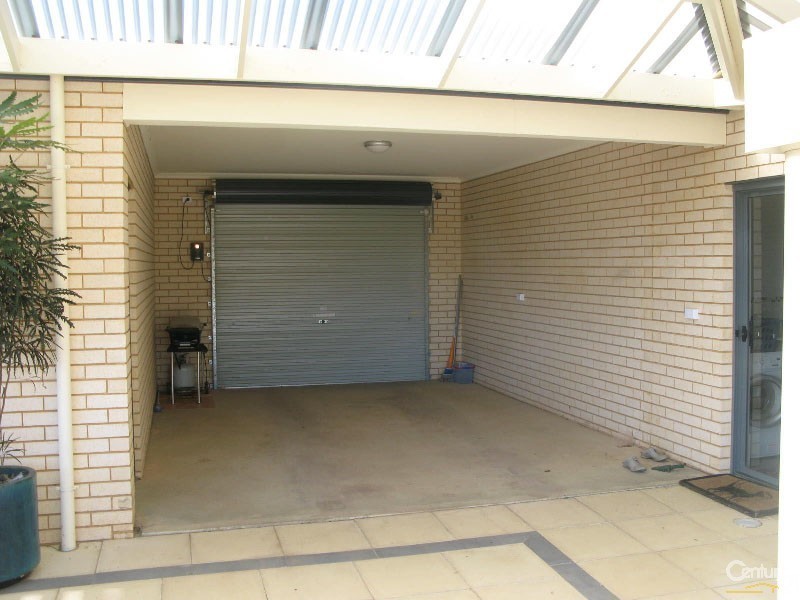 4 Cambridge Street, Moonta Bay SA 5558