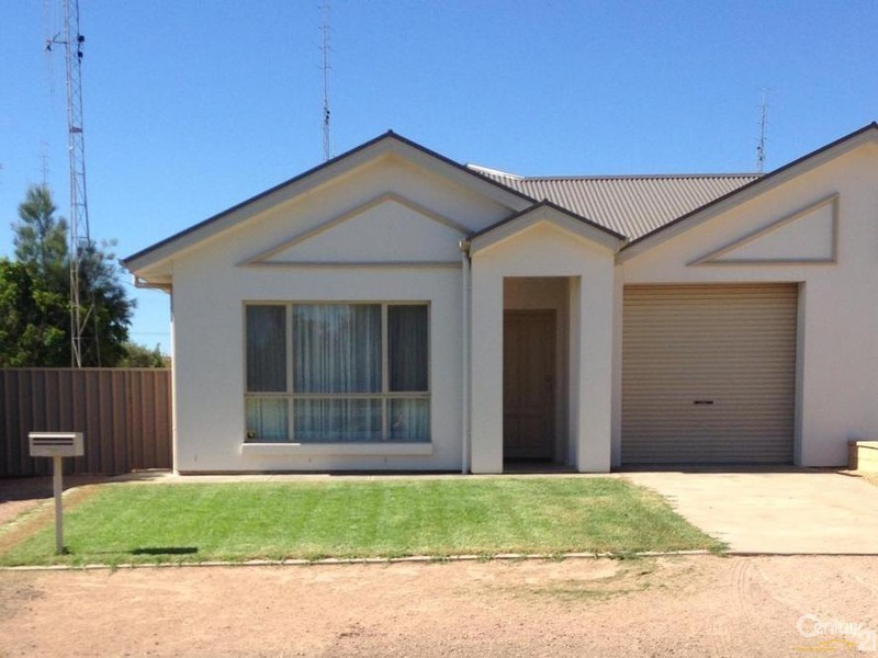 11 Edith Street, Moonta Bay SA 5558