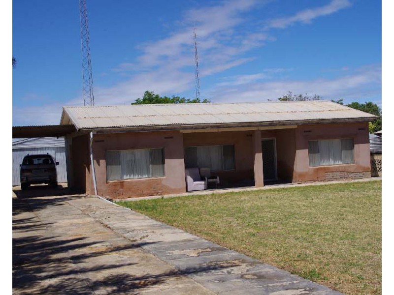 15 Woodforde Drive, Wallaroo SA 5556