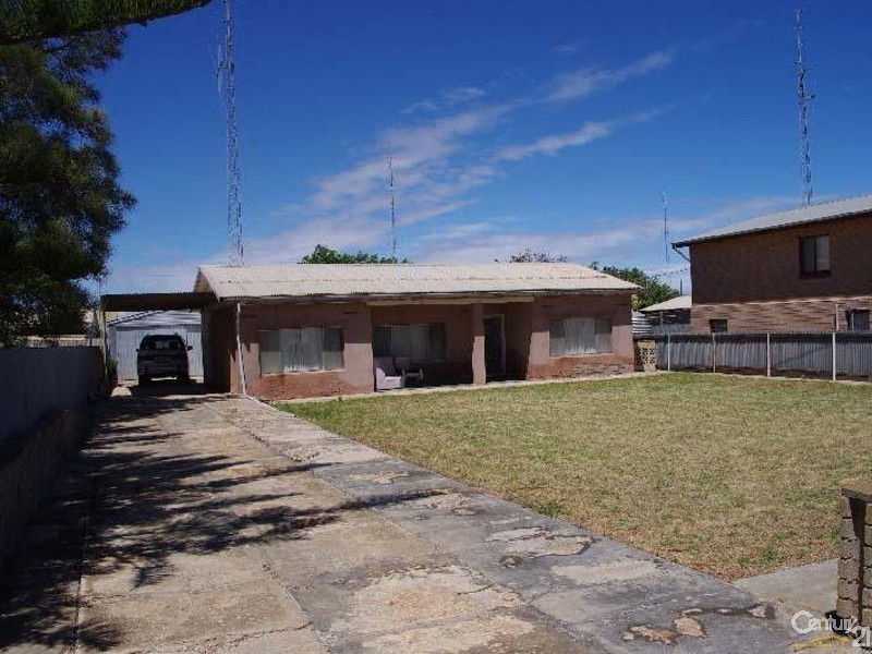 15 Woodforde Drive, Wallaroo SA 5556