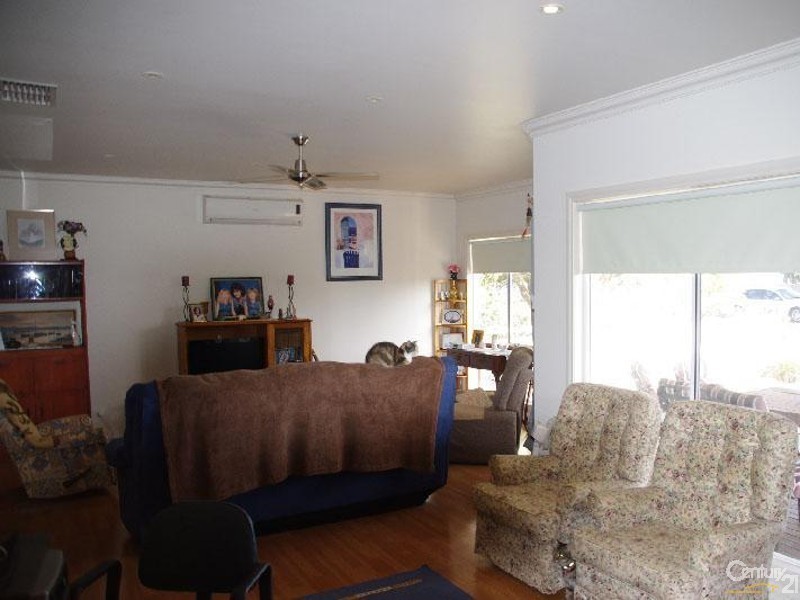29 Monmouth Street, Moonta Bay SA 5558