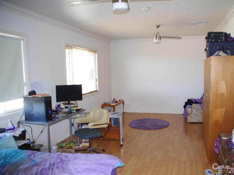 29 Monmouth Street, Moonta Bay SA 5558
