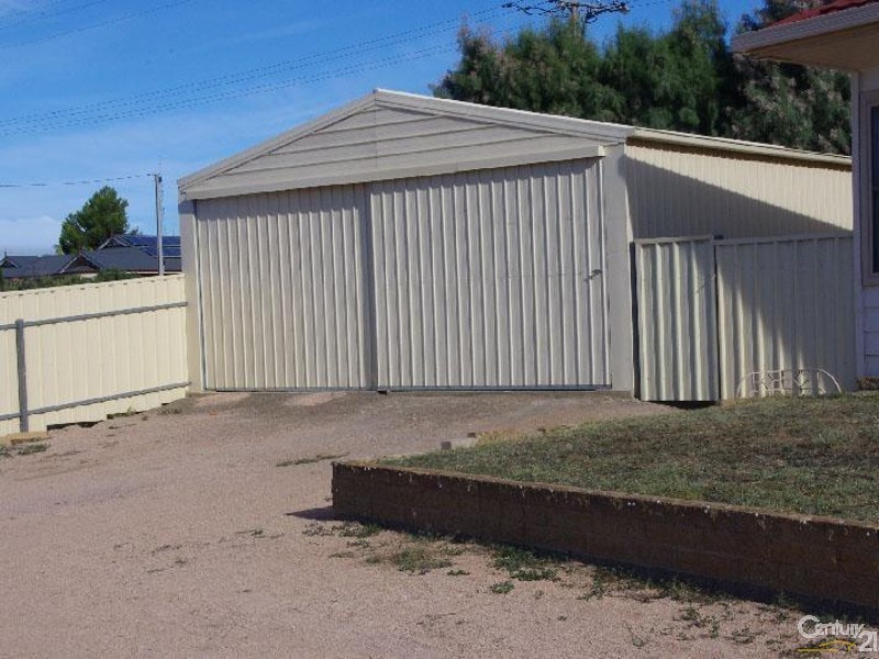 115 Bay Road, Moonta Bay SA 5558