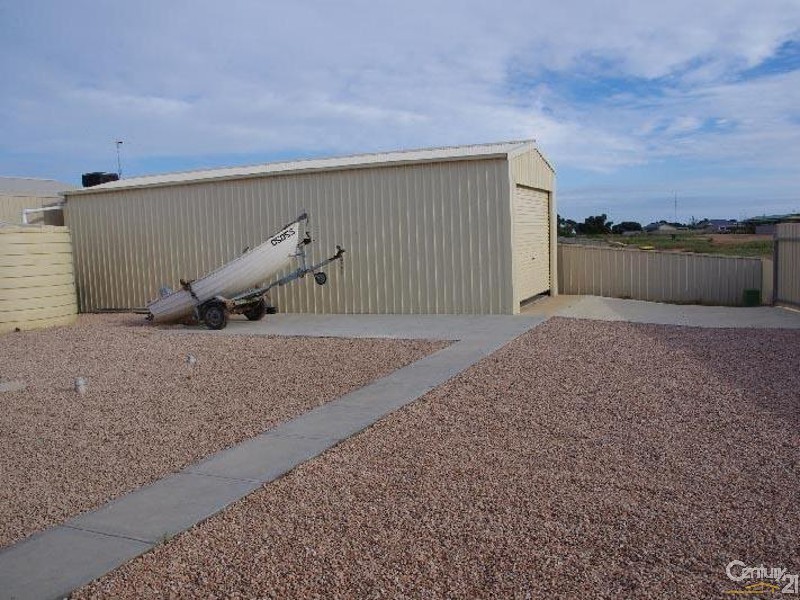 17 Chapman Road, Moonta Bay SA 5558