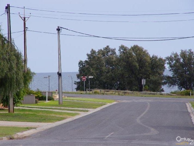 11 Cunliffe Street, Port Hughes SA 5558