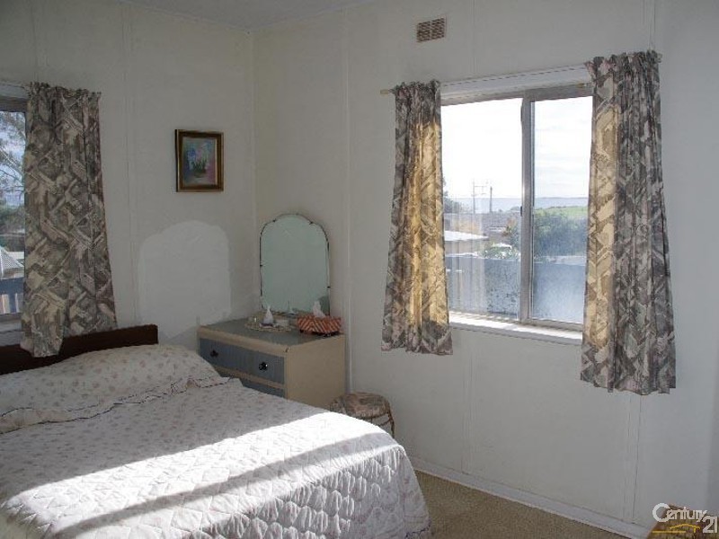 11 Cunliffe Street, Port Hughes SA 5558