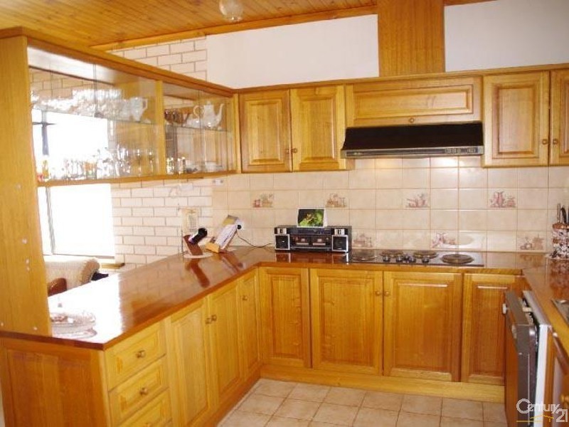 10 Kemp Place, Moonta Bay SA 5558