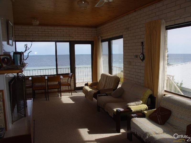 10 Kemp Place, Moonta Bay SA 5558