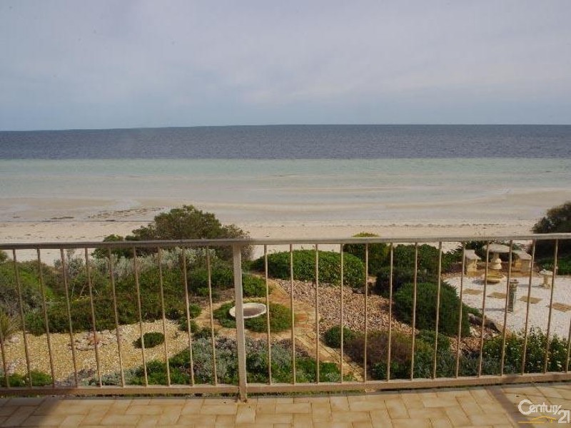 10 Kemp Place, Moonta Bay SA 5558