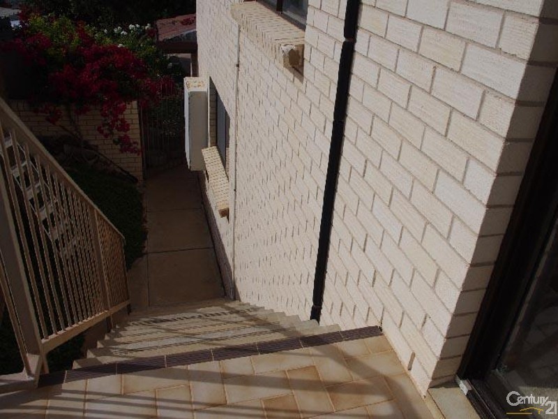 10 Kemp Place, Moonta Bay SA 5558