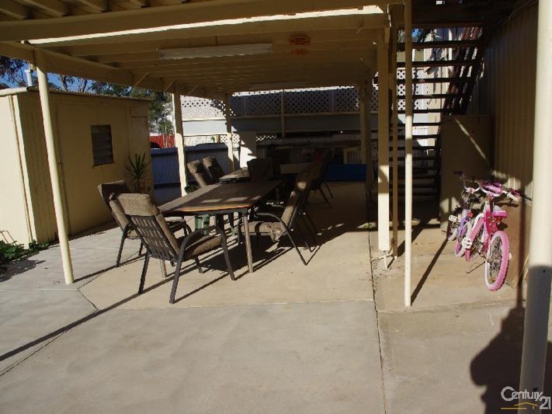 5 Olive Place, Moonta Bay SA 5558