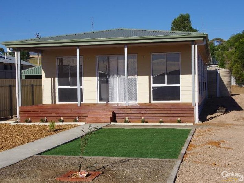 23 Chapple Street, Moonta Bay SA 5558
