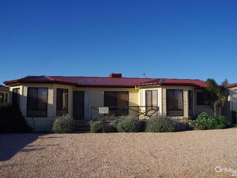 10 Andrew Street, Moonta Bay SA 5558